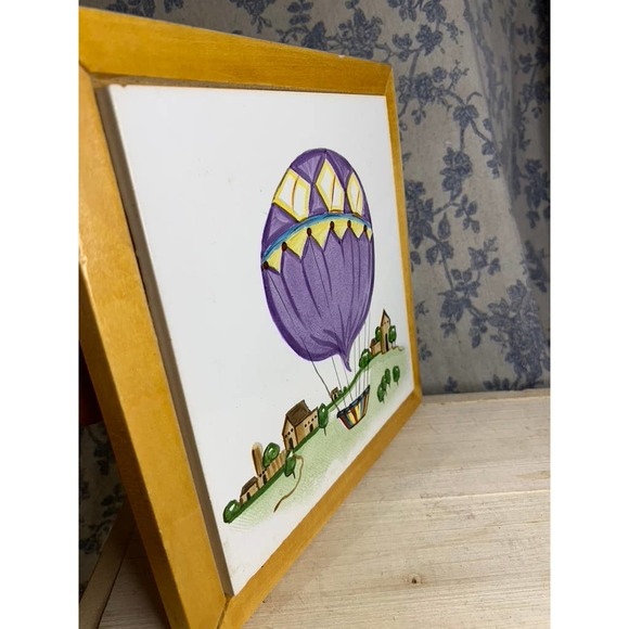 Vintage Hot Air Balloon Framed Handpainted Tile Trivet - Picture 7 of 7